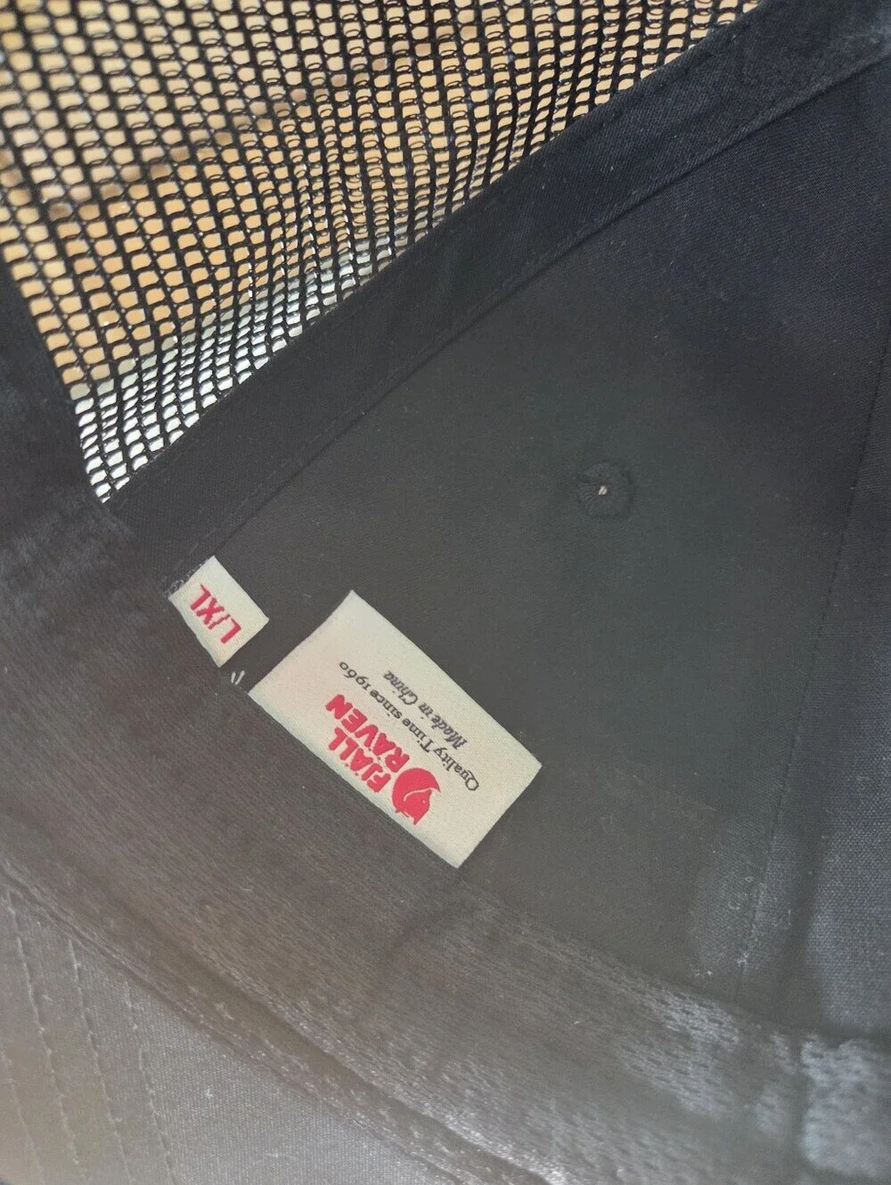 Fjallraven Vardag Trucker Hat Black Mesh Snapback Cap G-1000 Logo Langtradarkeps